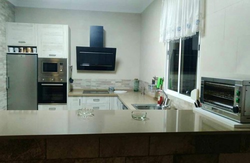 Prado del Rey Ski Chalet | Homerez - Big chalet for 11 ppl. with swimming-pool and terrace at Prado del Rey