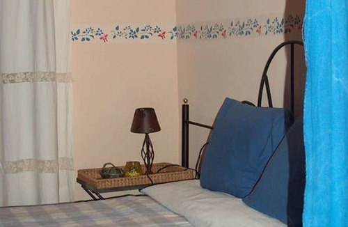 Robledillo de Gata Apartment | Homerez - Nice studio for 2 ppl. with balcony at Robledillo de Gata