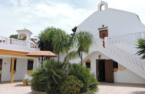 Conil de la Frontera Villa | Homerez - Villa in Conil de Frontera