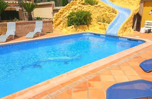 Ecija Villa | Homerez - Villa for 6 ppl. with swimming-pool, garden and terrace at Écija