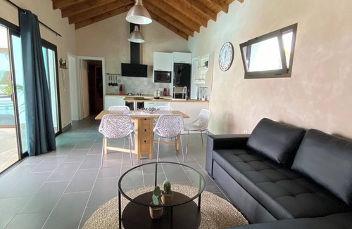 La Oliva Villa | Homerez - Villa in El Roque