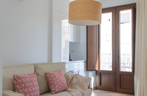 Distrito Centro Apartment | Hommyhome Coliseum 102