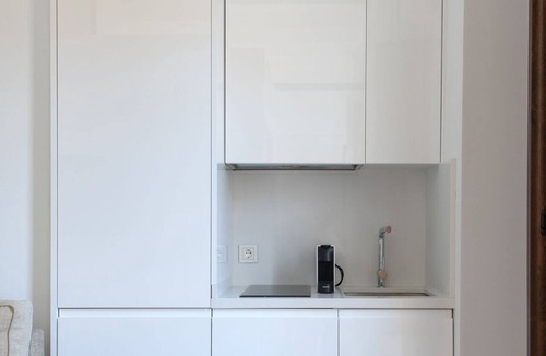 Distrito Centro Apartment | Hommyhome Coliseum 202