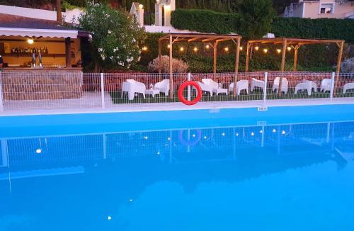Bogarra Hotel | Hospedium Hotel Val de Pinares