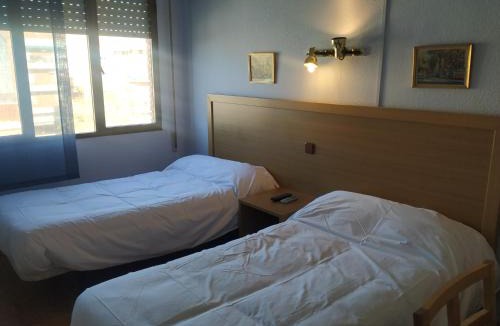 Mora Hotel | Hostal agripino y Restaurante asiático
