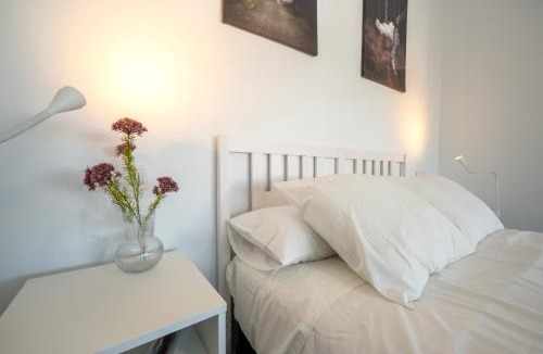 Huelva House | Hostal Antiguo Palacio Hotel París