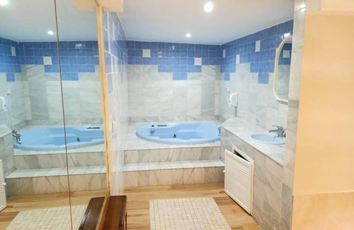 Santa Clara Hostel | Hostal Avenida Andalucía