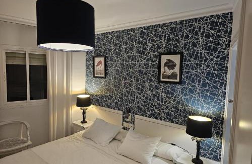 Nerja City Centre Hotel | Hostal Boutique Luna de Nerja OLIVE OIL FREE DEGUSTATION & SALE