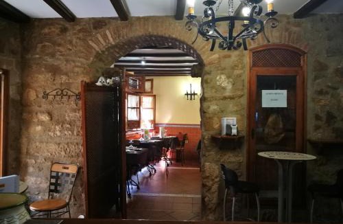 Trujillo House | Hostal Hueso