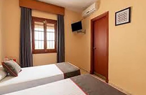 Utrera Hostel | Hostal Restaurante Asador EL PAISANO