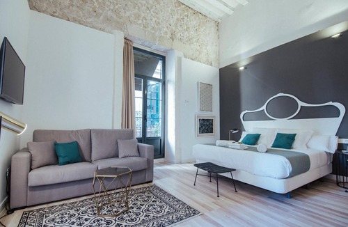 Barri Vell - Santa Creu Hotel | Hotel Boutique Alicante Palacete S.XVII - Adults Only