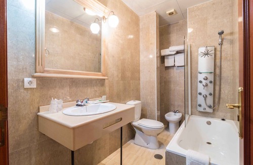 Osuna Hotel | Hotel Esmeralda