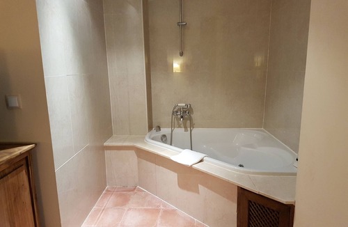 Navarredonda de Gredos Hotel | Hotel Garabatos