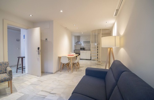 Barri Vell - Santa Creu Hotel | Hotel La Milagrosa