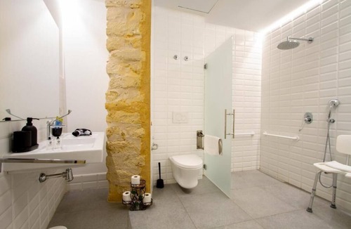 Barri Vell - Santa Creu Hotel | Hotel Les Monges Palace Boutique