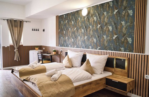 Pinneberg Hotel | Hotel Maximo