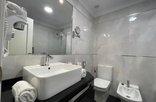 Nerja City Centre Hotel | Hotel Plaza Cavana