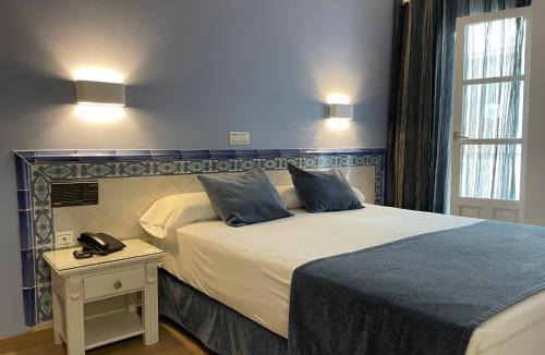 Nerja City Centre Hotel | Hotel Plaza Cavana