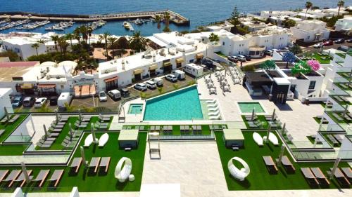 Puerto del Carmen Hotel | Hotel Royal Atlántico