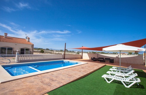 Los Arenales del Sol Cottage | HOUSE NOA RENT OF COMPLETE RURAL HOUSE