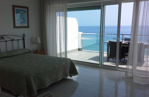 La Cala del Moral House | House on the Mediterranean, swimming pool, BBQ Garden, WiFi, air conditioning