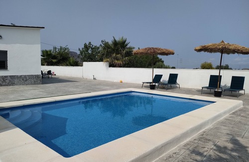 Alicante House | House with private heated pool, heated and barbecue 15 km from Alicante, Elche and beach