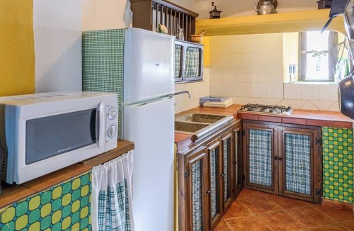 Canete la Real Villa | Huerta Nueva Cuevas del Becerro by Ruralidays