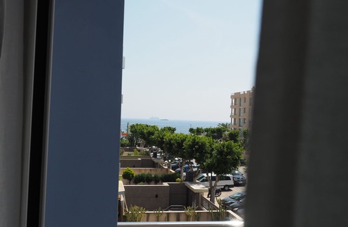 Ibiza Town Apartment | Ibiza Beach 3Bedroom Apartment, wi-fi, balcony with sea view