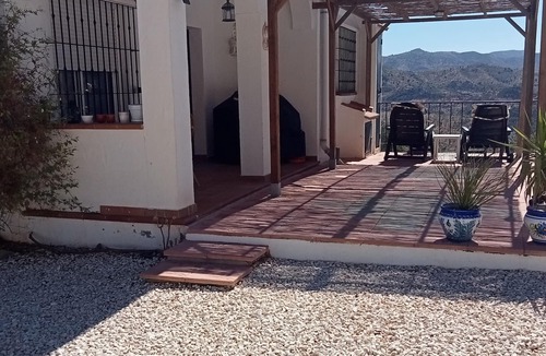 Almogia Villa | Idylic Andalusian holiday villa with stunning views
