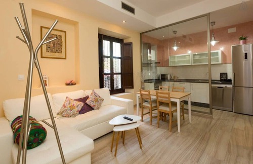 San Lorenzo Apartment | In the Centre of Seville: Modern Apartment between Guadalquivir and Alameda