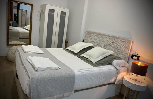 Cercadilla-Medina Azahara Apartment | Irache Dreams