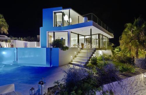 Sant Josep de sa Talaia Villa | Irresistible Ibiza Villa 3 Bedrooms Villa Buena Private Heated Pool