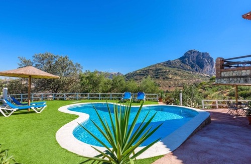 El Gastor Villa | Jara de El Gastor by Ruralidays