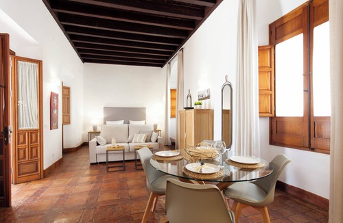 La Trinidad-San Juan y Todos los Santos Apartment | La Alcuza en La Casa del Aceite