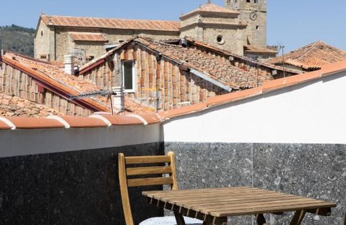 Hervas Apartment | La Antigua Farmacia