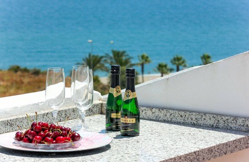 Mijas Ski Chalet | La Cala townhouse, beach 400 m, roof terrace, BBQ