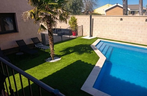 Burguillos de Toledo House | "La Casa de Alfar" con Piscina, Barbacoa y a 10 min Puy du Fou
