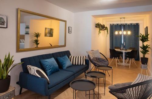 Montilla Apartment | La Casa del Gallo Alojamientos by Taberna Bolero
