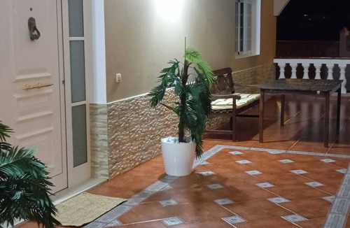 Tuineje House | La Casa Noa se Encuentra en Tuineje y Ofrece Alojamiento con Aire Acondicionado
