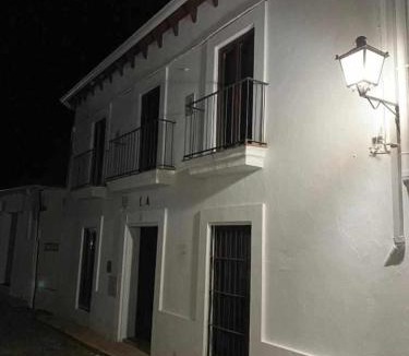Higuera de la Sierra House | La Casona de la Sierra