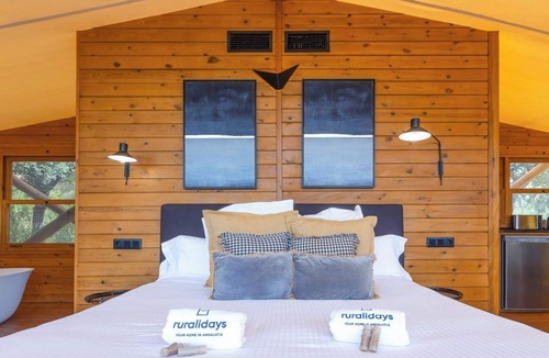 Poblado del Embalse Resort | La Dehesa Experiences Suite Adamuz by Ruralidays
