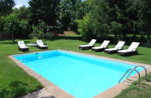 Constantina Villa | La Escribana