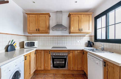 Malaga-Este Villa | La Higuera Converted stables at Padre Aviles, Pool, Tennis, Family-Friendly