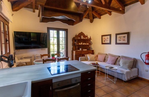 Hornachuelos Villa | La Jacaranda Hornachuelos by Ruralidays