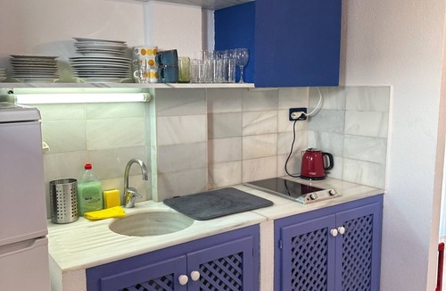 Rodalquilar Apartment | La Mar room Charming apartment with large terrace and views in Rodalquilar