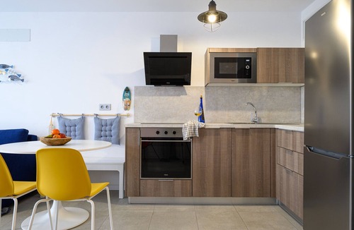 Playa Blanca Ski Chalet | La Marinera - Near the beach and AACC By LVH