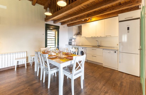 Piedralaves House | La Morada de Piedralaves Country House: Private Pool and Gredos Views