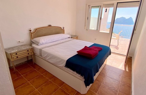 Aguilas House | La Paloma House