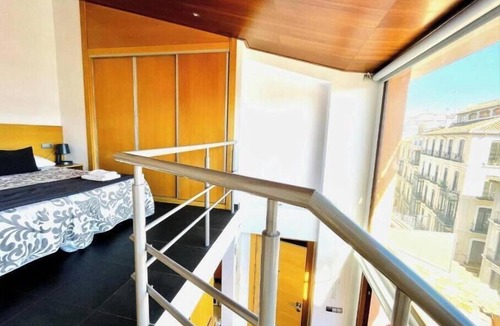 Granada City Center Hotel | La Perla Reyes Catolicos Living: Superior Duplex Apartment with Terrace