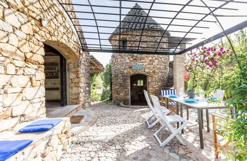 Bolonia House | La Teja: Natural Retreat with Private Yoga in Los Alcornocales